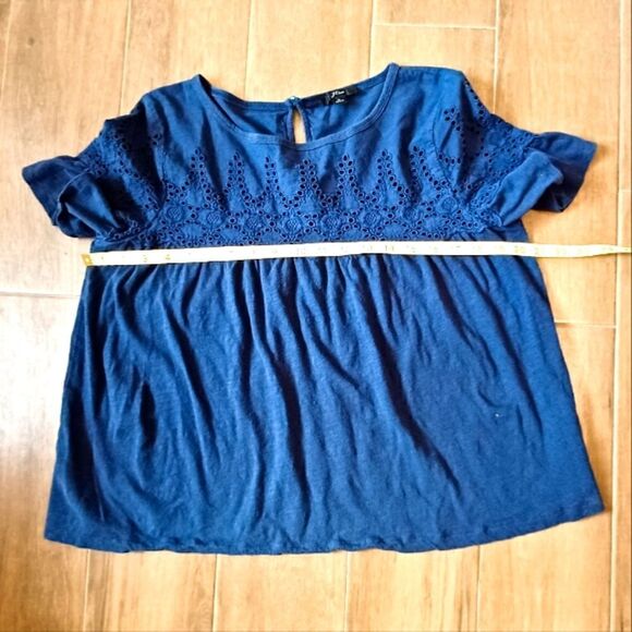 J Crew navy blue short sleeve blouse Size M - Picture 7 of 7